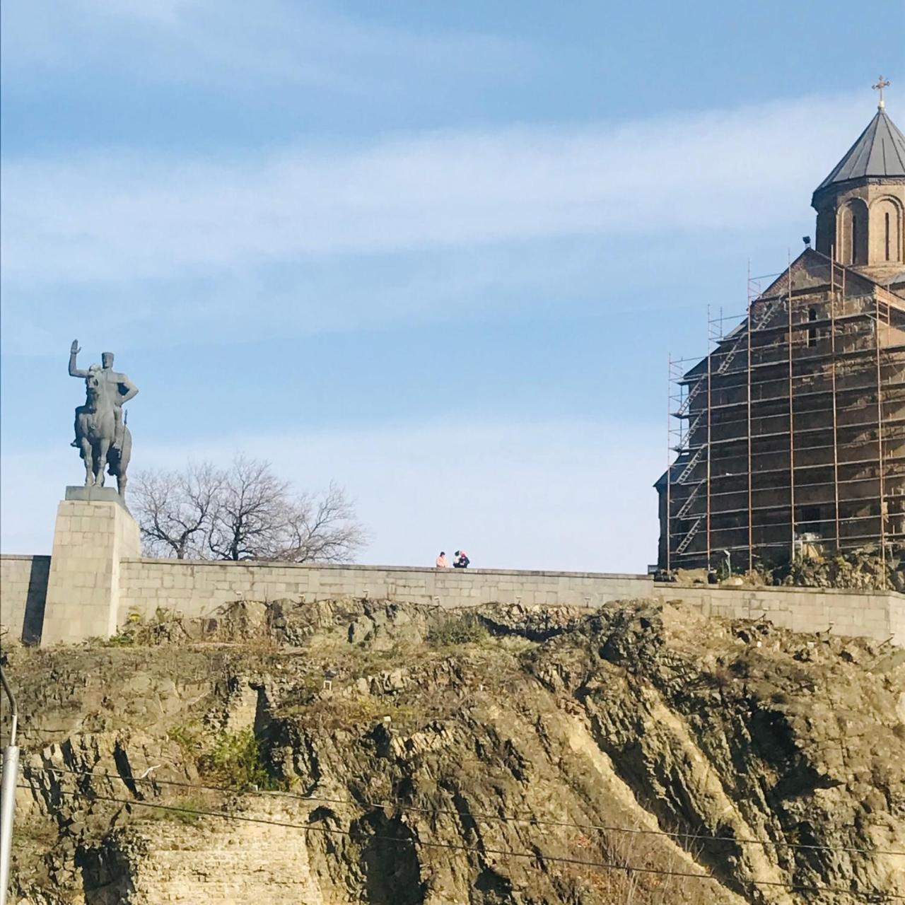Epic Meidan Hotel Tbilisi Exteriör bild